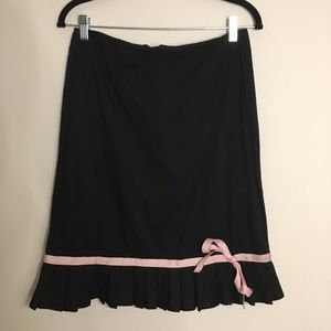 Women's mid length skirt.